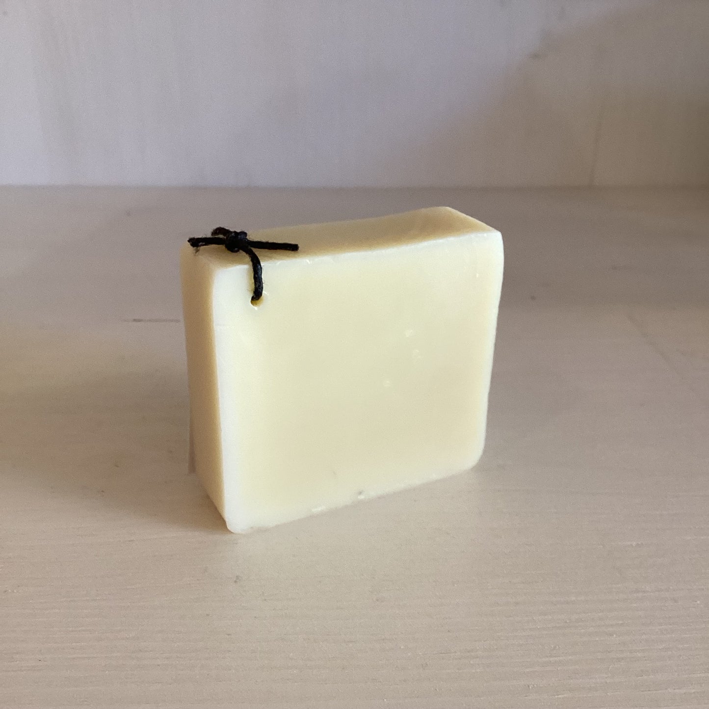 SAVON AU LAIT D'ANESSE - BOUT'CHOU 90g